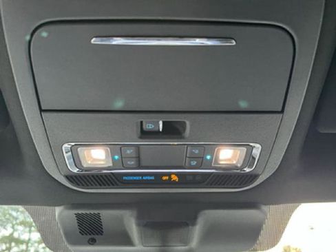 Certified 2024 Ford F150 Platinum w/ FX4 Off-Road Package image 19