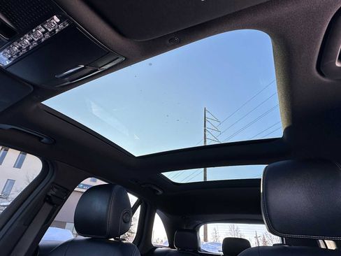 Used 2022 Mercedes-Benz GLC 300 4MATIC image 22