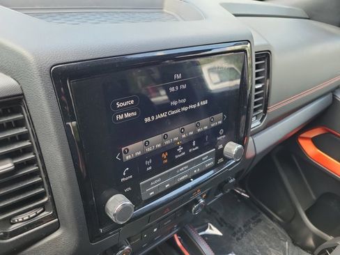 Used 2022 Nissan Frontier Pro-X RWD image 26