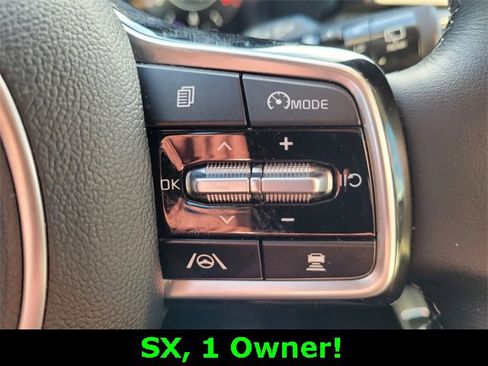 Used 2023 Kia Sorento SX image 29