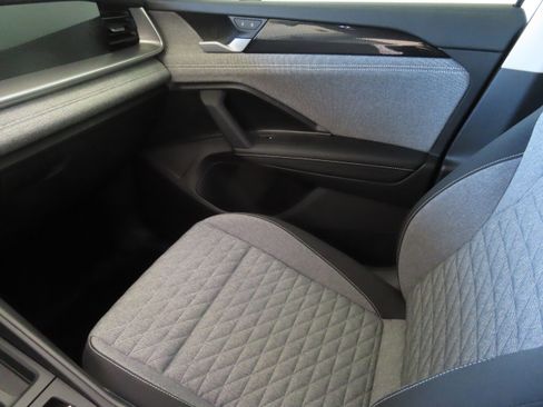 New 2025 Volkswagen Tiguan S image 21