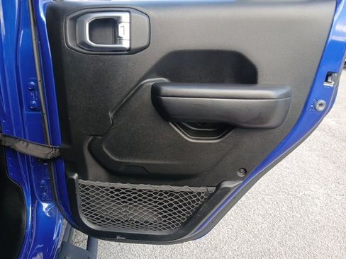 Used 2019 Jeep Wrangler Unlimited Rubicon image 45