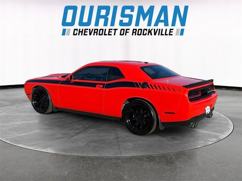 Used 2022 Dodge Challenger R/T w/ Driver Convenience Group image 4