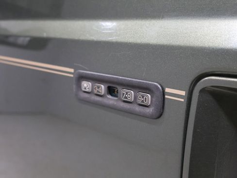 Used 2000 Ford Excursion Limited image 12