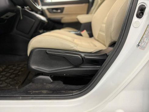 Used 2021 Honda CR-V LX image 26