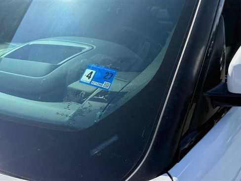 Used 2018 Land Rover Range Rover Supercharged image 5