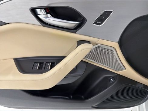 Certified 2022 Acura TLX w/ Technology Package image 11