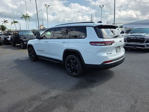 Used 2021 Jeep Grand Cherokee L Laredo AWD/4WD image 5