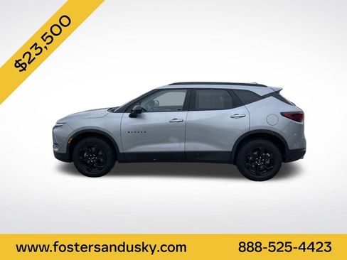 Used 2023 Chevrolet Blazer LT w/ Midnight/Sport Edition image 2