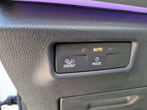 Used 2026 Volkswagen Tiguan SEL R-Line image 21