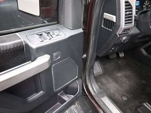 Used 2018 Ford F150 Platinum w/ Equipment Group 701A Luxury AWD/4WD image 14