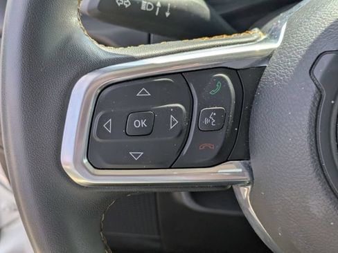 Used 2025 Jeep Wrangler Unlimited Sahara AWD/4WD image 18