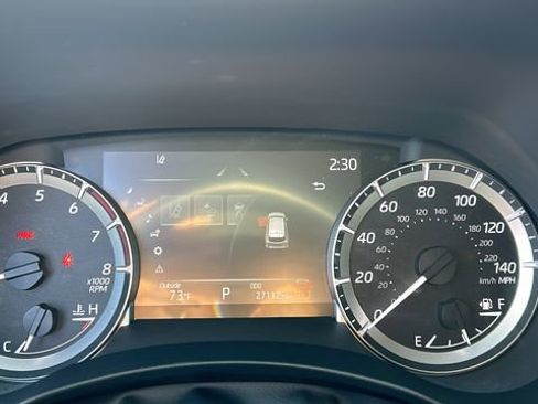 Used 2024 Toyota Highlander XLE image 18