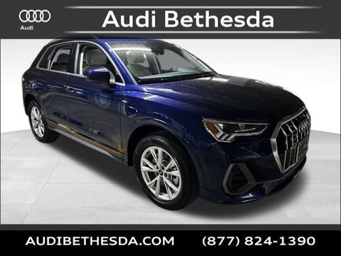 Used 2025 Audi Q3 2.0T Premium w/ Convenience Package image 1