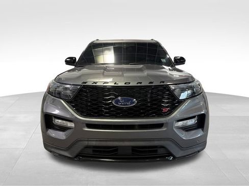 Used 2022 Ford Explorer ST w/ Equipment Group 401A image 2