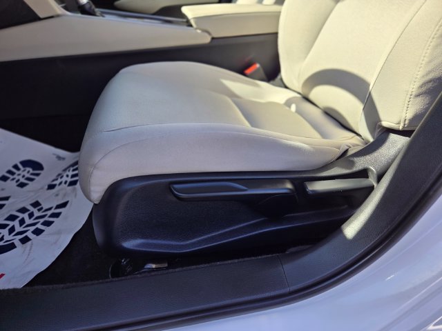 Certified 2018 Honda Accord LX image 16