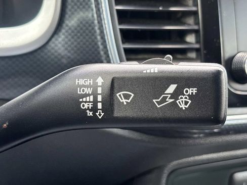 Used 2013 Volkswagen Beetle 2.0T image 19