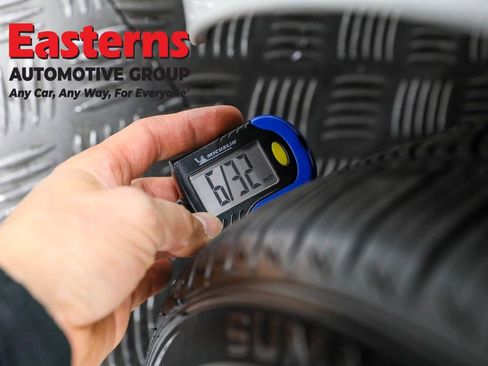 Used 2022 Volkswagen Passat 2.0T SE image 25