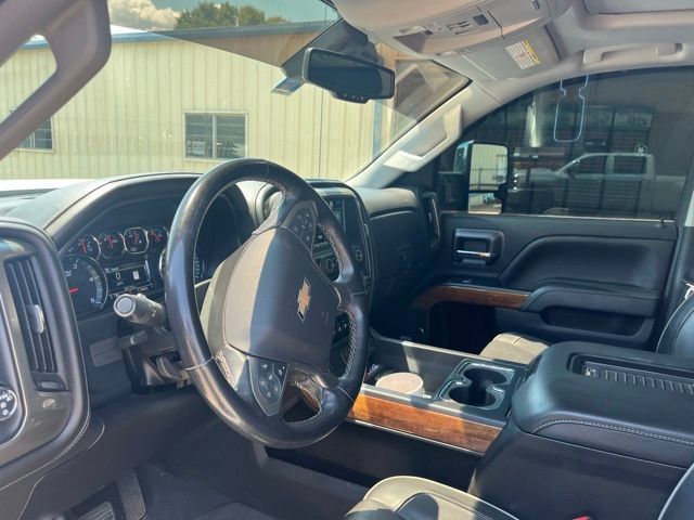 Used 2019 Chevrolet Silverado 2500 High Country w/ Duramax Plus Package AWD/4WD image 23
