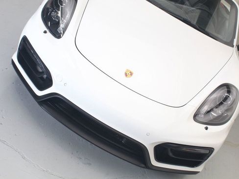 Used 2016 Porsche Boxster GTS image 9