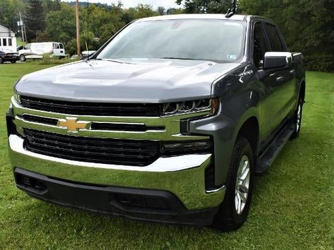 Used 2021 Chevrolet Silverado 1500 LT AWD/4WD image 2