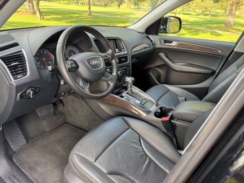 Used 2013 Audi Q5 2.0T Premium w/ Convenience Pkg image 9
