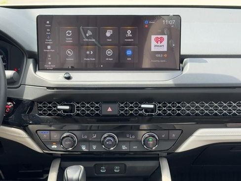 Used 2023 Honda Accord Touring image 14