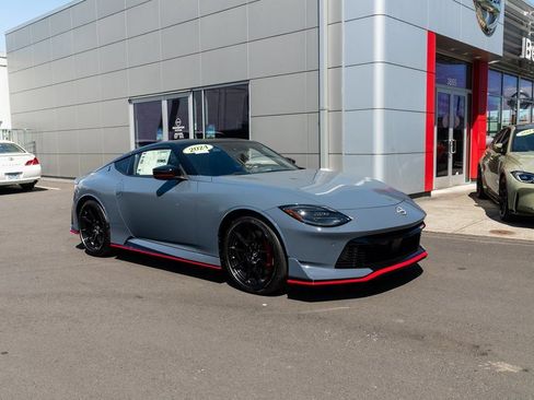 Certified 2024 Nissan Z NISMO w/ Floor Mat Package RWD image 24