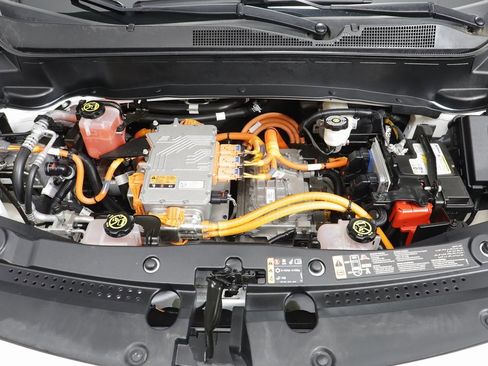 Used 2022 Chevrolet Bolt EUV Premier w/ Sun & Sound Package image 26