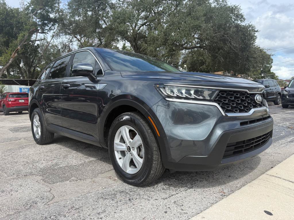Used 2021 Kia Sorento LX FWD image 1