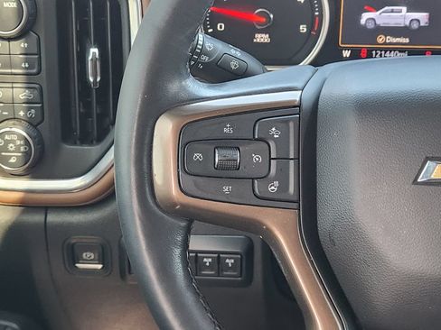 Used 2022 Chevrolet Silverado 3500 High Country w/ Safety Package II AWD/4WD image 27
