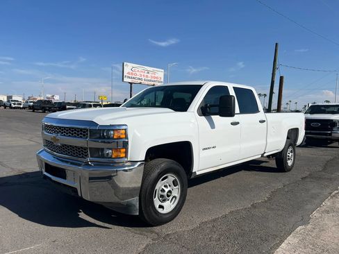 Used 2019 Chevrolet Silverado 2500 W/T RWD image 1
