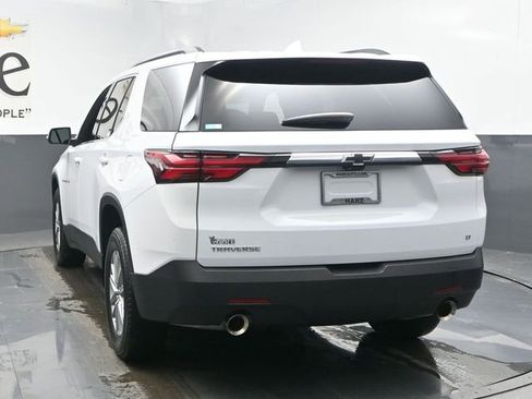 Used 2023 Chevrolet Traverse LT image 35