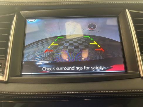 Used 2019 INFINITI QX50 Luxe w/ Navigation Package AWD/4WD image 4