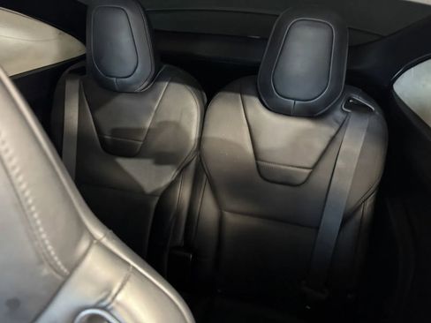 Used 2016 Tesla Model X 90D image 11