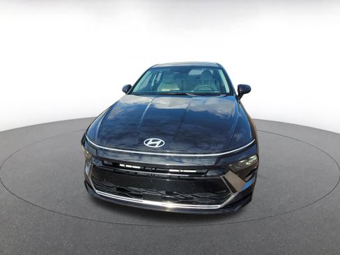 Used 2025 Hyundai Sonata SEL image 2