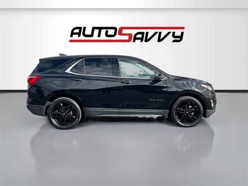 Used 2020 Chevrolet Equinox LT w/ Midnight Edition image 8