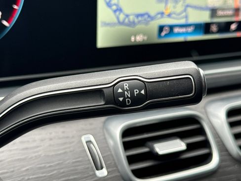 Certified 2022 Mercedes-Benz GLS 450 4MATIC image 23