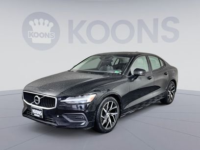 Used 2020 Volvo S60 T5 Momentum w/ Protection Package Premier