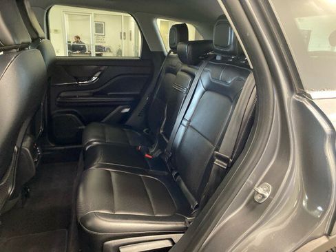 Used 2021 Lincoln Corsair AWD w/ Equipment Group 101A image 9