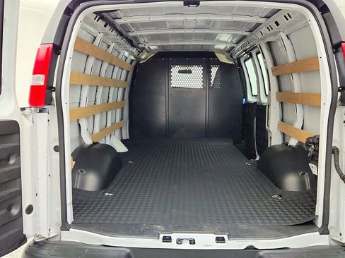 Used 2025 Chevrolet Express 2500 w/ Driver Convenience Package RWD image 19