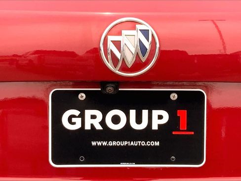 Used 2023 Buick Envision Essence image 10