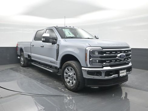 New 2026 Ford F350 Lariat w/ Lariat Premium Package image 8