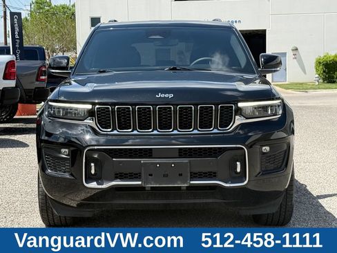 Used 2023 Jeep Grand Cherokee Overland AWD/4WD image 4