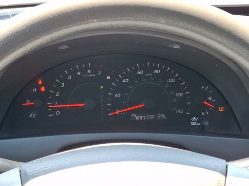 Used 2009 Toyota Camry FWD image 19