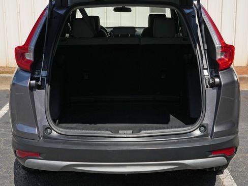 Used 2017 Honda CR-V LX image 9