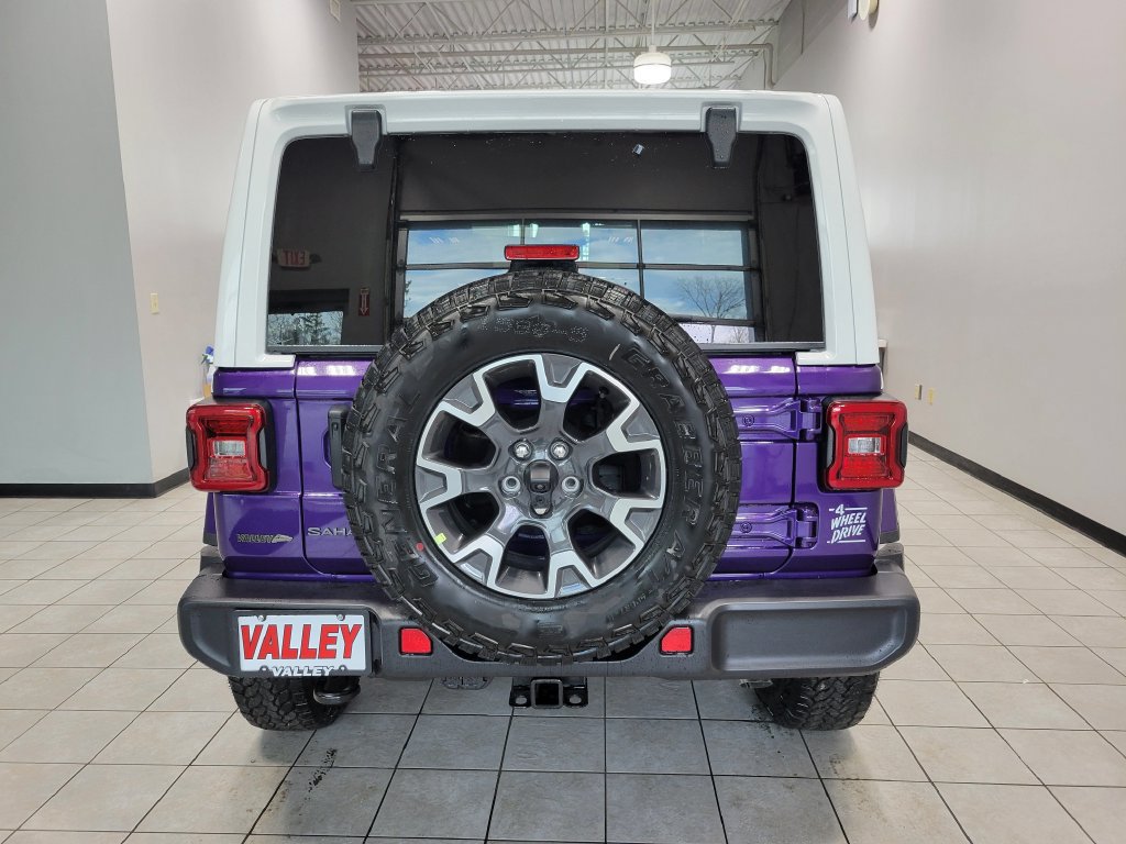 New 2026 Jeep Wrangler Unlimited Sahara w/ Whitecap Package AWD/4WD image 7