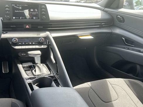 New 2026 Hyundai Elantra SEL Sport Premium FWD image 23
