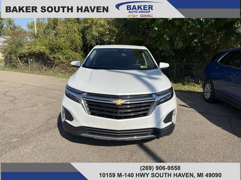 Used 2022 Chevrolet Equinox LT image 2