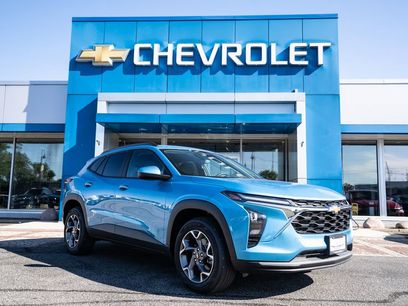 New 2025 Chevrolet Trax LT w/ LT Convenience Package